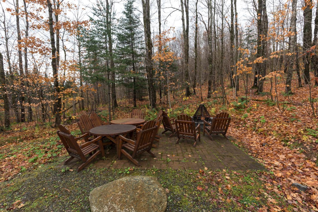 Villa Domaine Des Montagnais Notre-Dame-Des-Bois Exterior foto